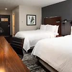 Four Points By Sheraton Omaha Midtown