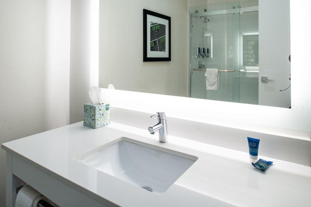 Four Points By Sheraton Midtown 3* Omaha