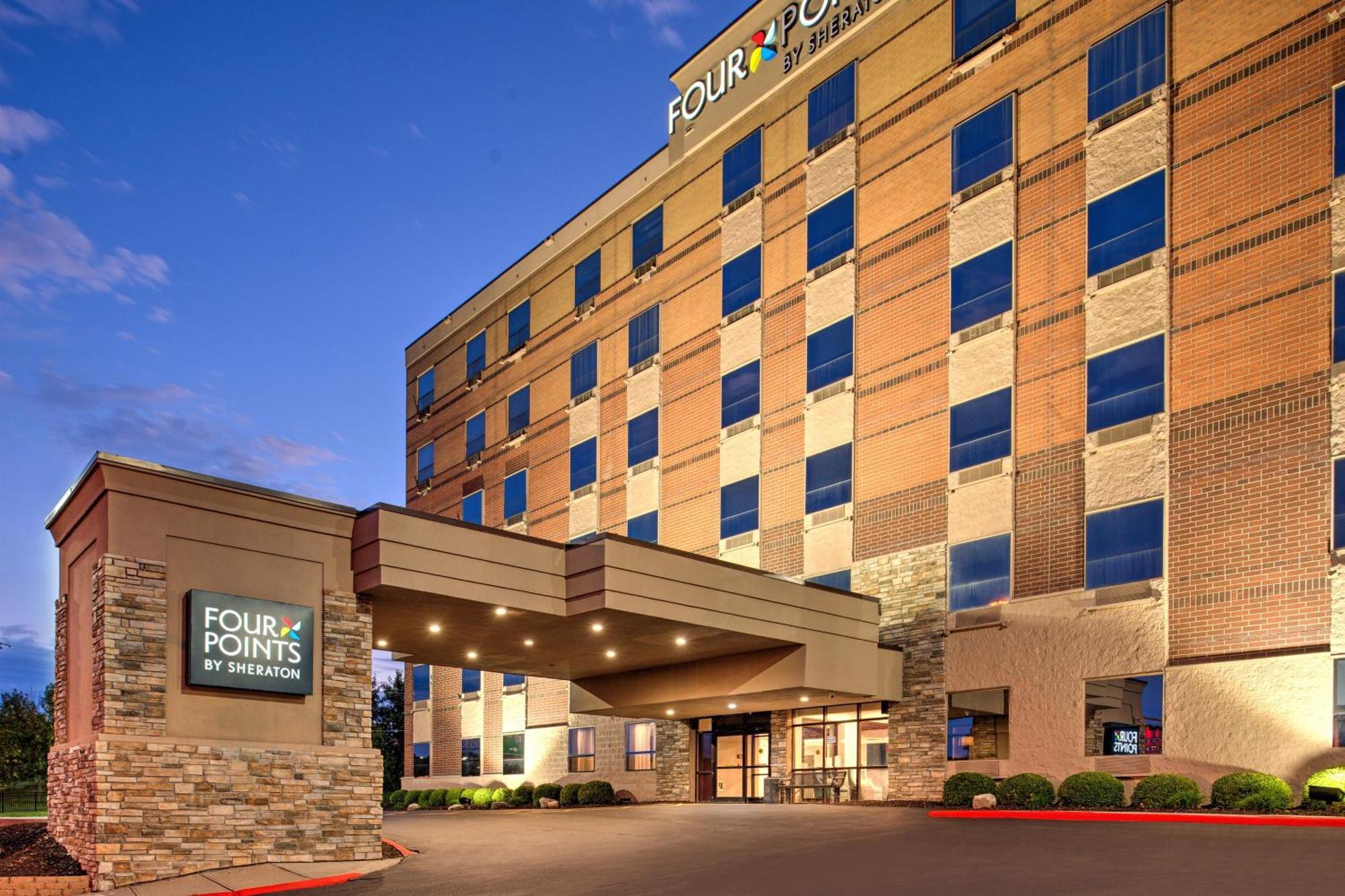 Hotel Four Points By Sheraton Midtown 3*